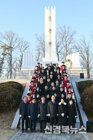 경북교육청, 충혼탑 참배와 새해 다짐식으로 2026년 힘찬 출발!