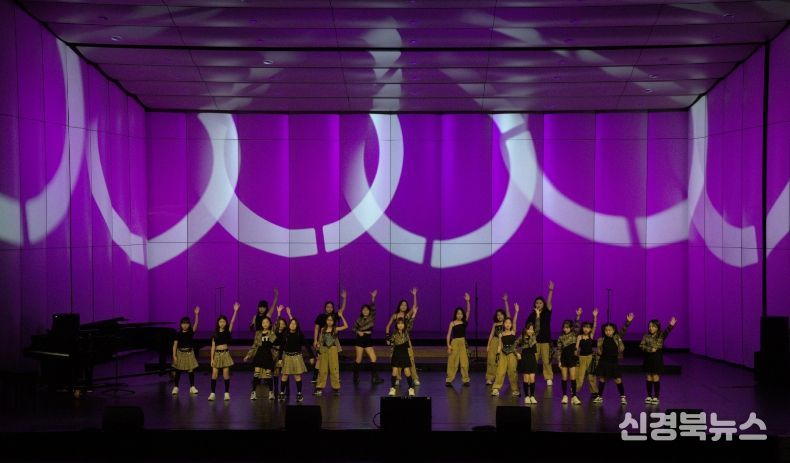 2025년 댄스 공연장면